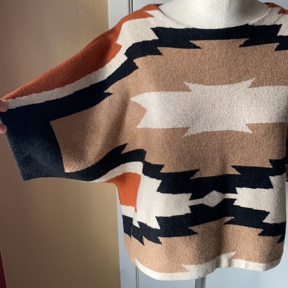 THML Aztec print rabbit hair blend CROPPED sweater - Picture 3 of 6